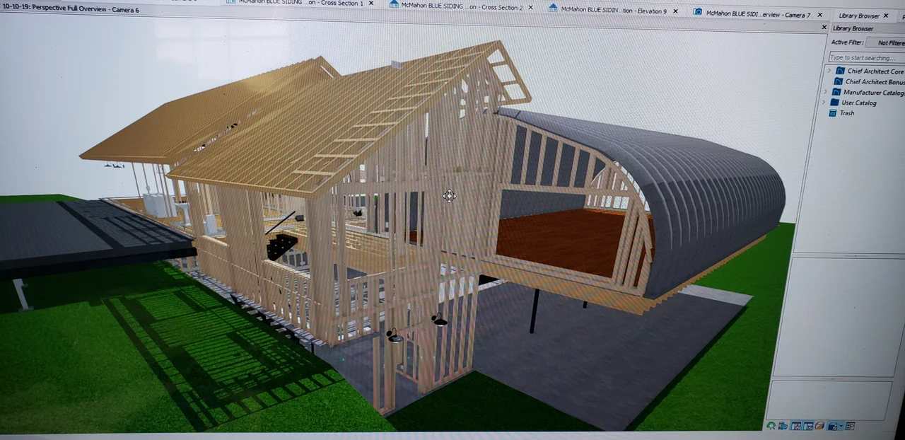 A SketchUp screen showing the timber framing model of the house and its arched roof section.